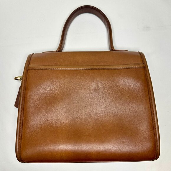 Coach Vintage Manor Bag 1995 British Tan 9977 Brass Hardware Shoulder Strap& Tag - Picture 5 of 16